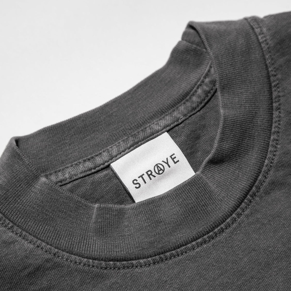 STRAYE METAL VINTAGE BLACK S/S T-SHIRT