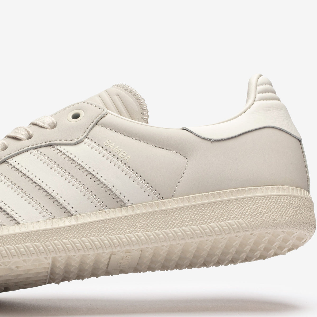 ADIDAS SAMBA HUMANRACE CLOUD WHITE